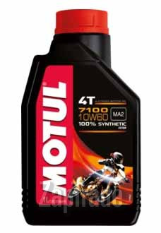 ������ �������� ����� Motul 7100 4T,  � ��������-�������� � ������