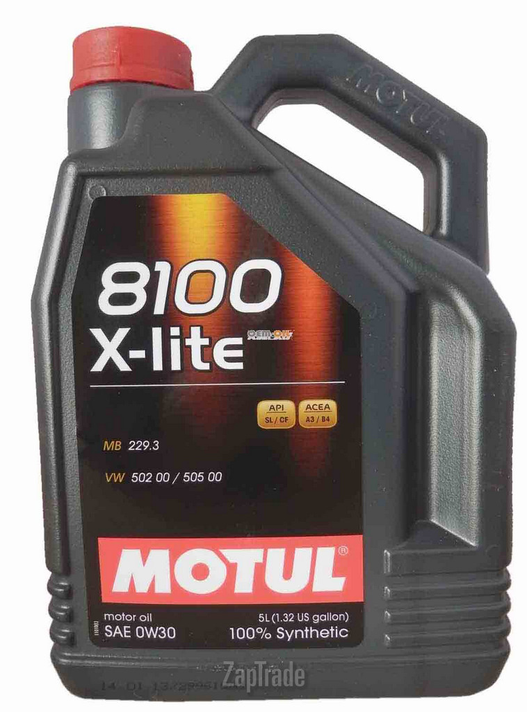 ������ �������� ����� Motul 8100 X-lite,  � ��������-�������� � ������