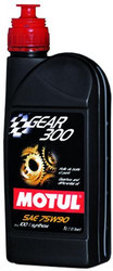 ������ ��������������� ����� Motul  Gear 300,  � ��������-�������� � ������